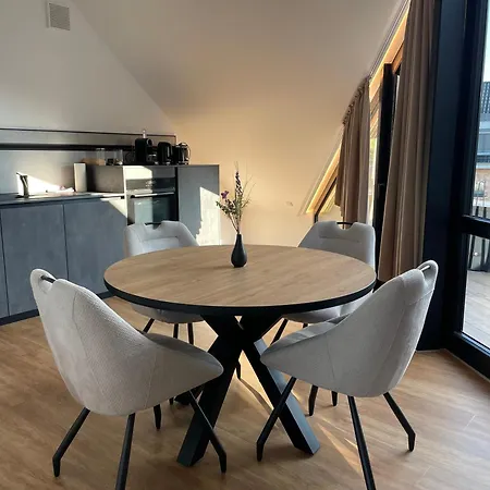 Zwischenhoch דירה *